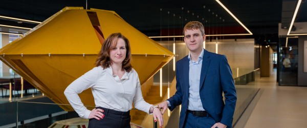 Kennedy van der Laan. Portretten Erik Jonkman en Rosalie Brand. Foto Marco De Swart 